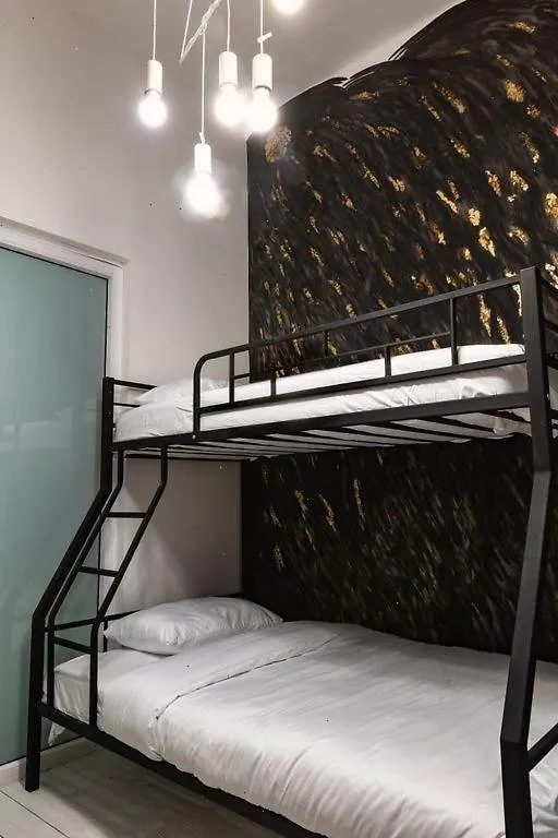 Modern Hugo Stay Mediolan 0*,  Włochy