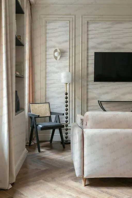 Modern Hugo Stay Mediolan